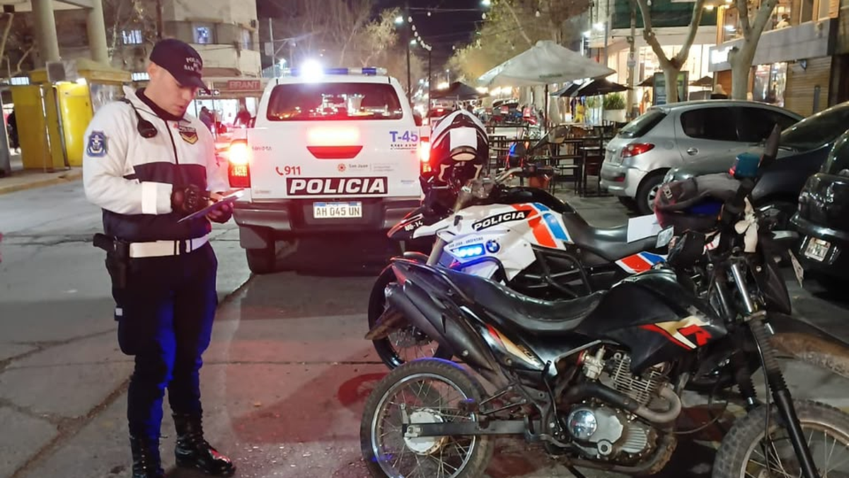 Secuestran una moto con pedido de captura desde 2016 y patente apócrifa en pleno centro