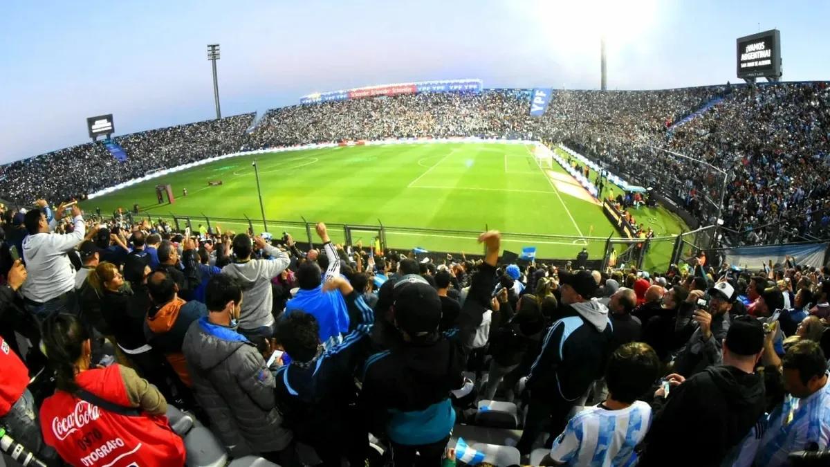 San Juan quiere volver a tener fútbol grande, pero la AFA todavía no le afloja