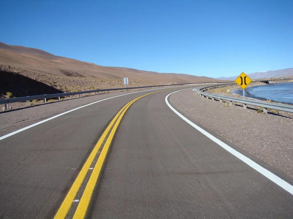 Las rutas de San Juan están transitables, pero piden extremar cuidados por el frío y la niebla