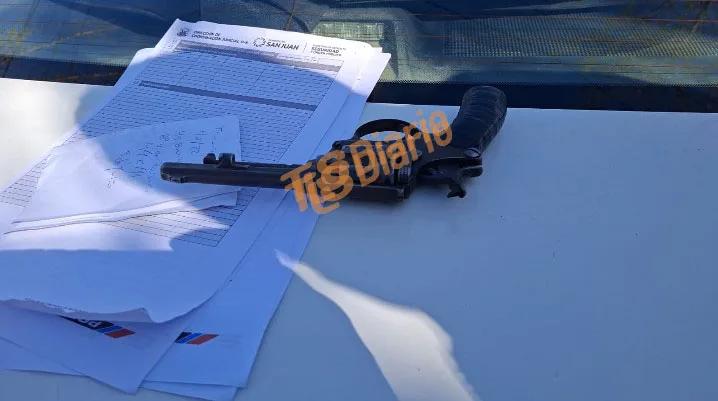 Detuvieron a un hombre armado en el interior de un barrio de Chimbas