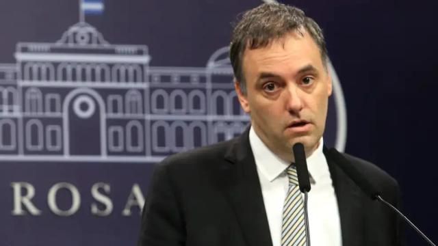 La Justicia avanza sobre el patrimonio de Manuel Adorni y crece la presión política