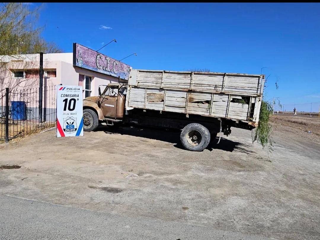 Recuperaron una tela robada tras rastrear un camión en 25 de Mayo