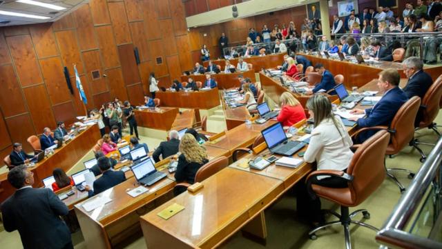El acuerdo con Vicuña desembarca en Diputados y el Gobierno buscará despejar dudas este viernes