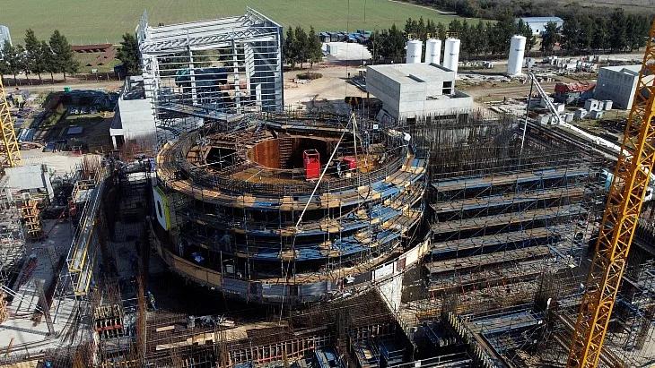 Alertan por el freno del plan nuclear y la pérdida de capacidades estratégicas
