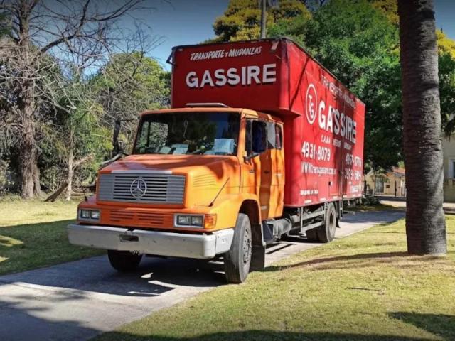 Denuncian a una empresa de mudanza por no entregar bienes en Uruguay