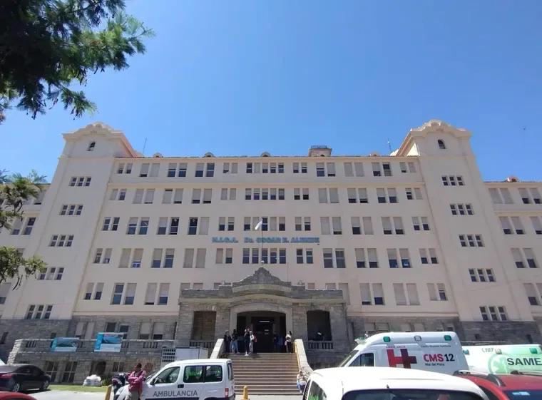 El Gobierno estableció que los extranjeros no residentes deberán pagar la atención médica
