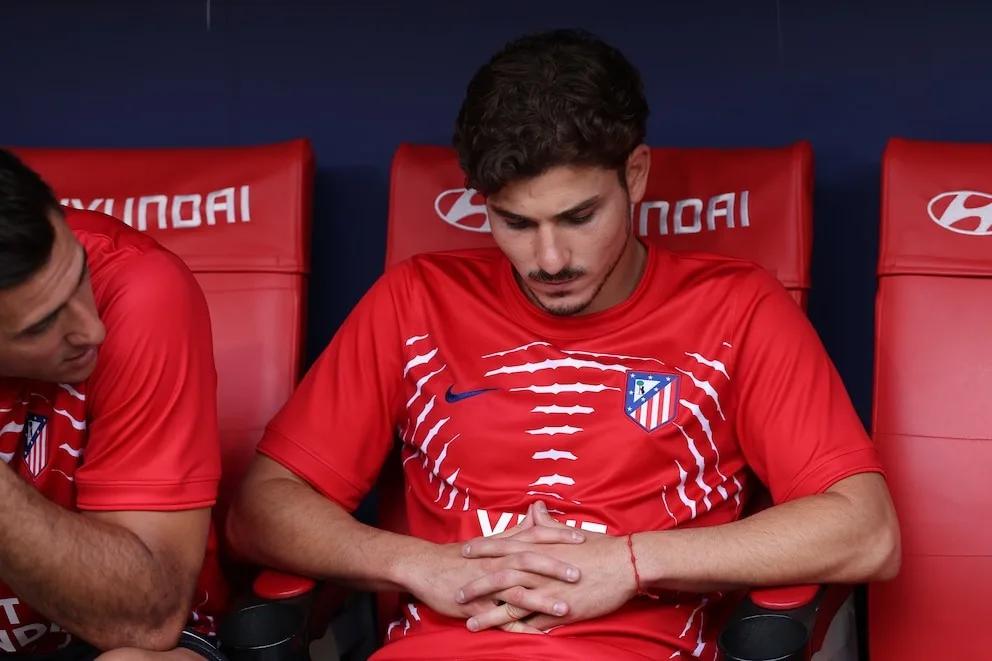 Julián Álvarez faltó otra vez al entrenamiento del Atlético y el futuro quedó picando