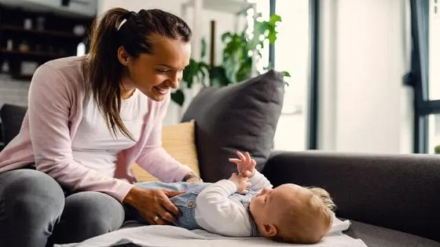 Niñeras: salarios mínimos se mantienen sin cambios en agosto de 2026