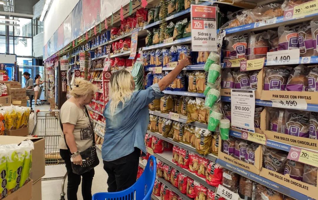 La canasta básica volvió a marcar el costo de la pobreza para las familias