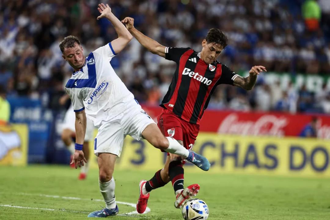 River recibe a Vélez y busca salir del 14° puesto