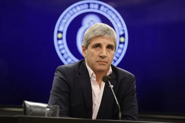 Caputo anunció $2 billones para ampliar créditos hipotecarios
