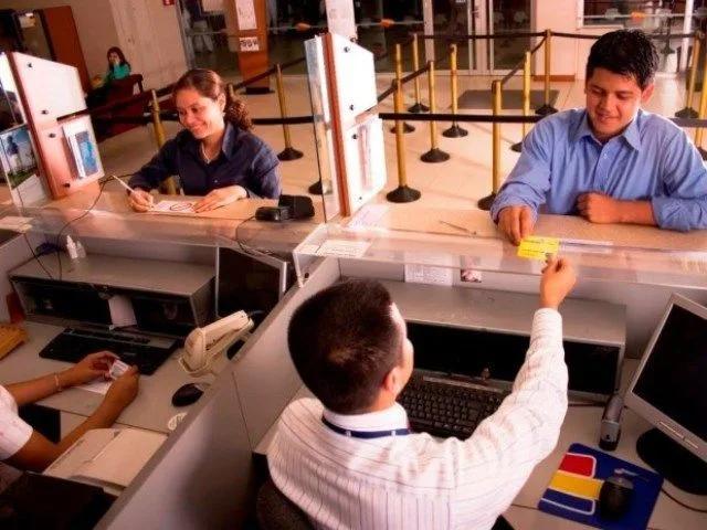 Los bancarios cobrarán más de $2,5 millones en agosto tras el nuevo aumento