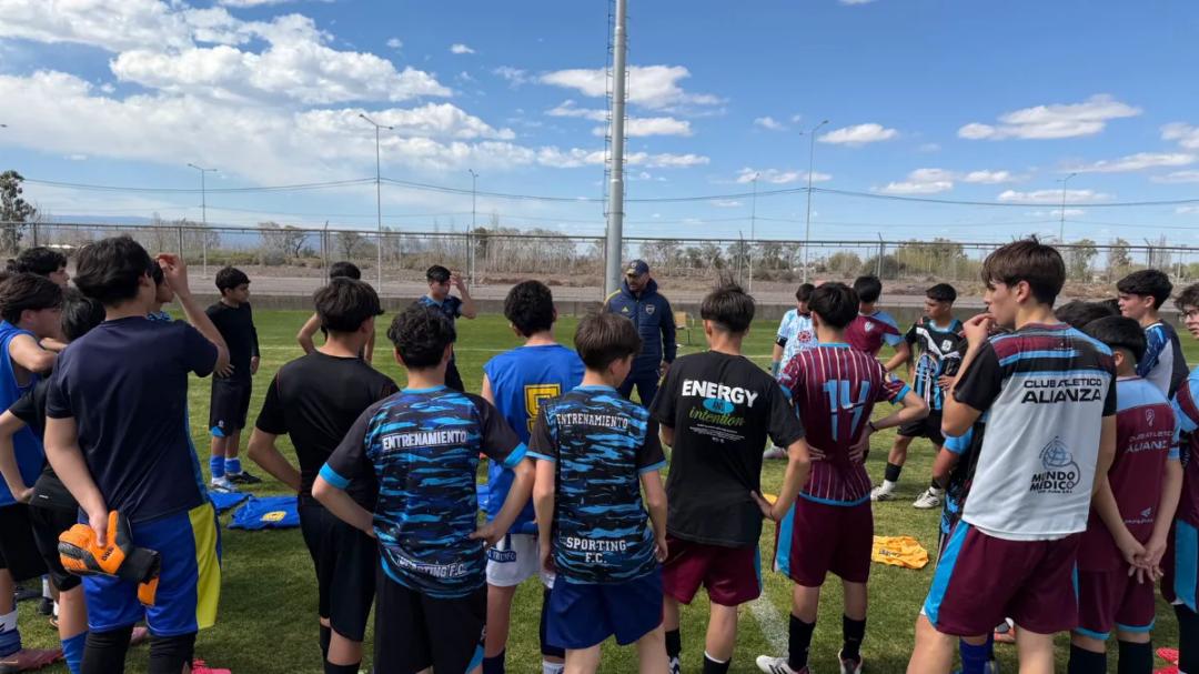 Boca Juniors evalúa hasta 1.800 chicos en el Bicentenario