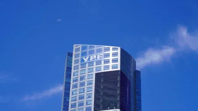YPF impulsa un proyecto de US$51.000 millones para exportar GNL y ampliar el peso de Vaca Muerta