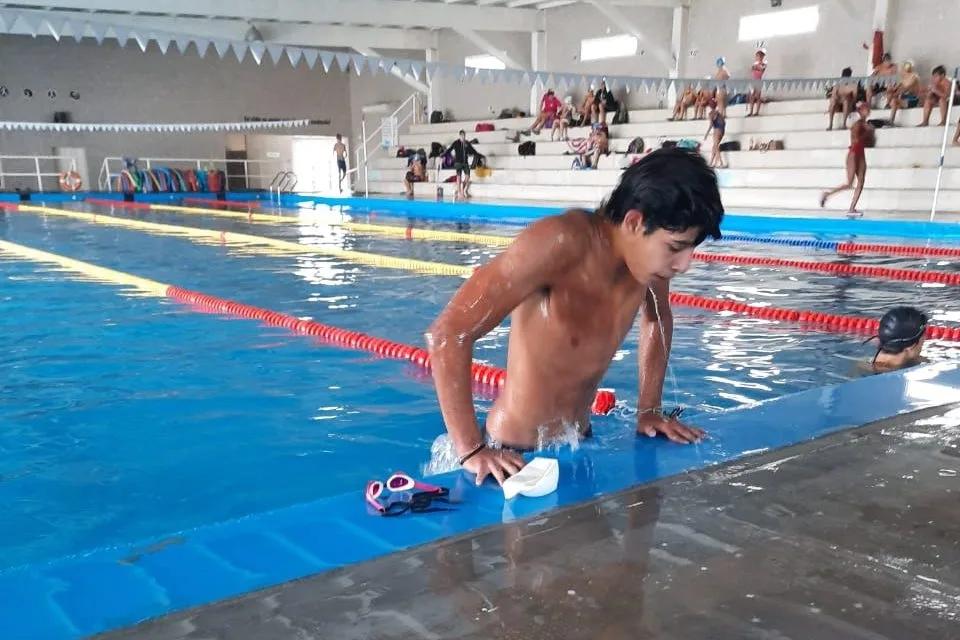 ¿Te animás? El desafío de natación que reunirá a personas de todas las edades en San Juan