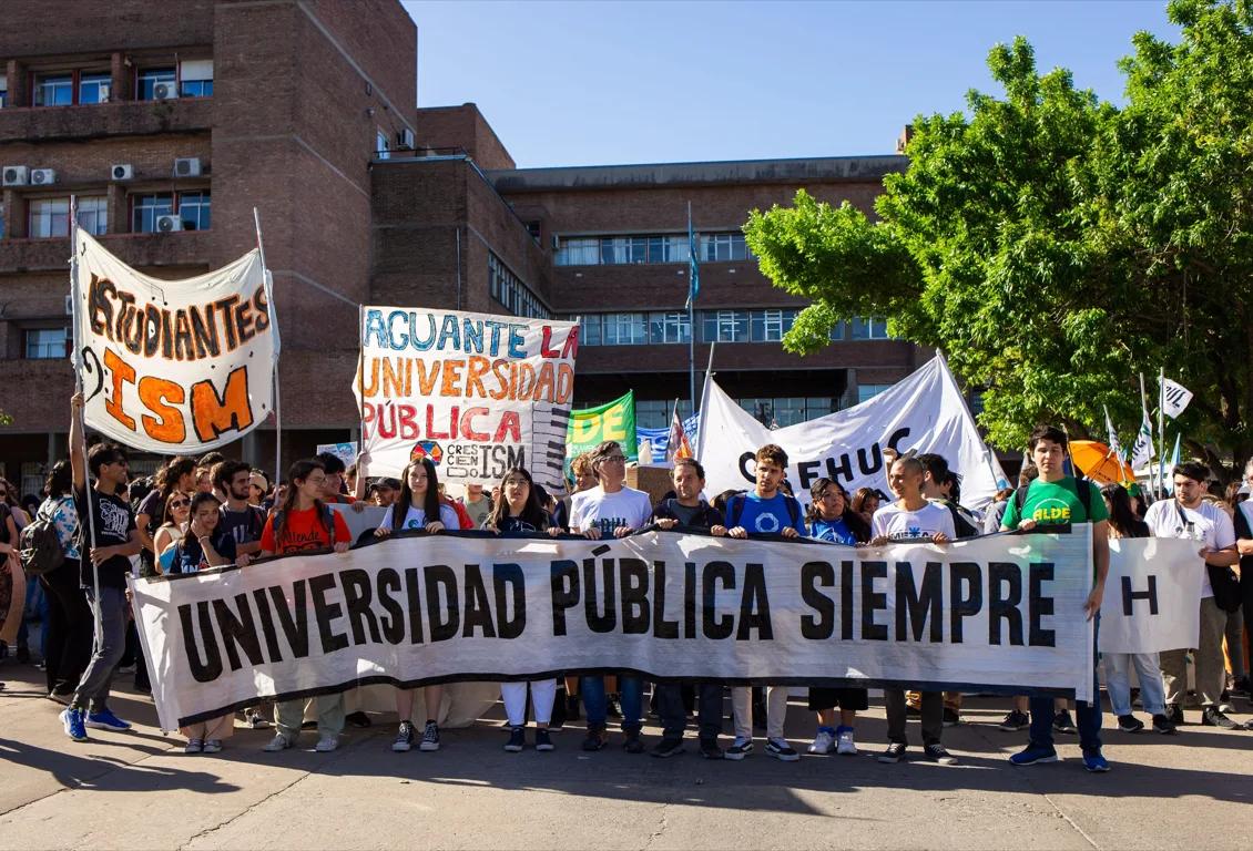 Las universidades van al paro dos días por sueldos y fondos: qué reclama el sector