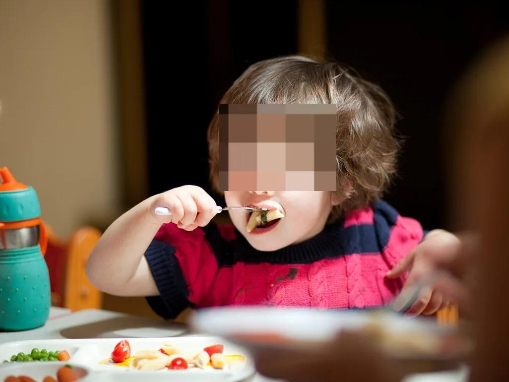 Un nene de 4 años fue asistido tras ahogarse con comida en La Bebida