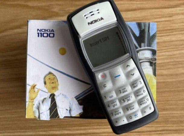 Volvió el Nokia 1100 en versión nueva: promete 40 días de batería y radio FM