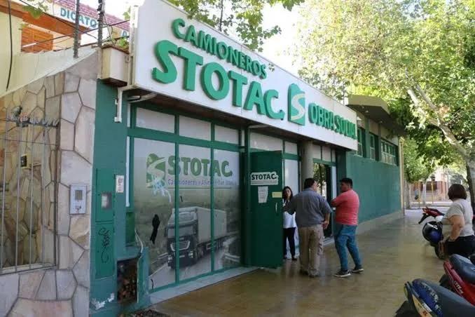 Camioneros le ganó el juicio a Trali y la empresa deberá pagar casi 10 millones por aportes sindicales