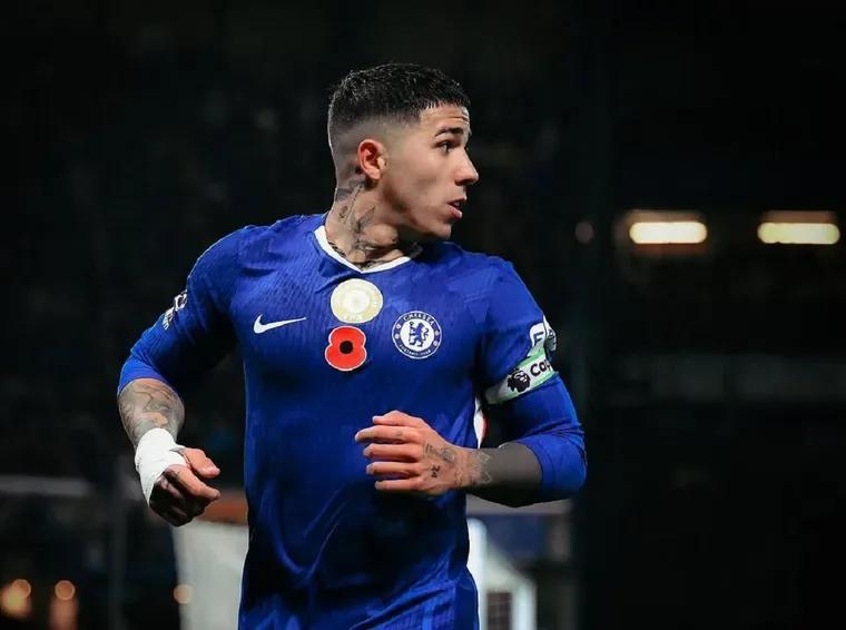Manchester City insiste por Enzo Fernández, pero Chelsea endurece su postura
