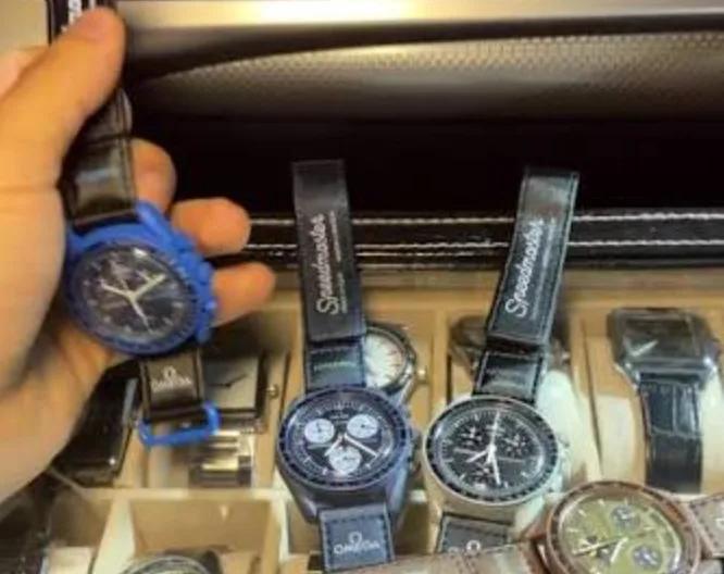 Engañaron a las empleadas y se llevaron cinco relojes de una joyería