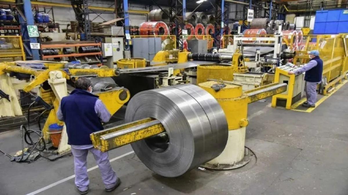 Siguen cerrando negocios: en mayo hubo 16.422 empresas menos