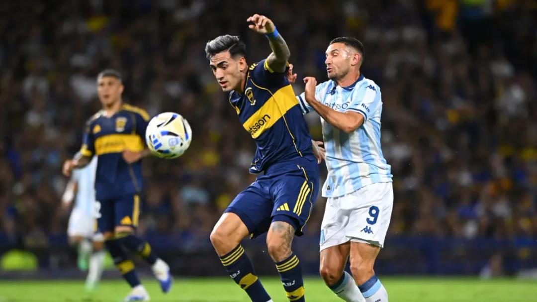 Racing y Boca se enfrentan en un clásico clave para salir del fondo