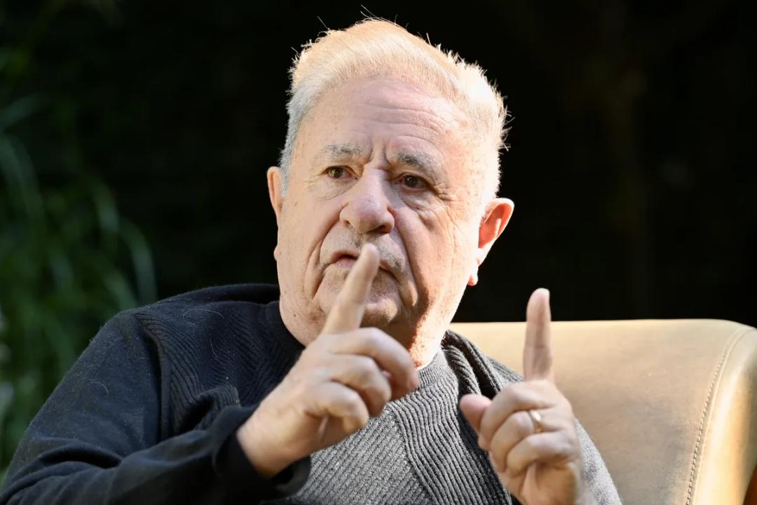 Vacunatorio VIP: indagarán a Duhalde, Verbitsky y otras 30 personas