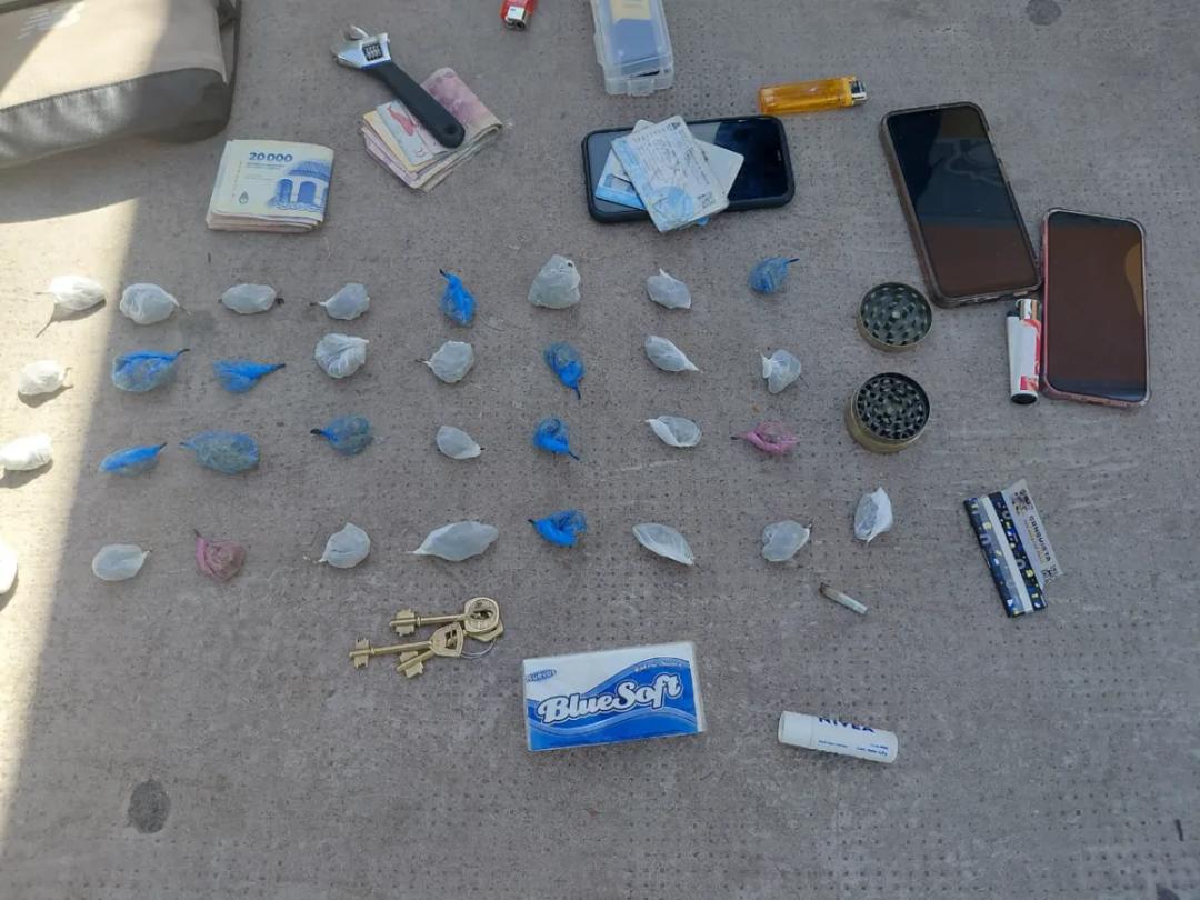 Tres aprehendidos y 33 envoltorios secuestrados en Capital