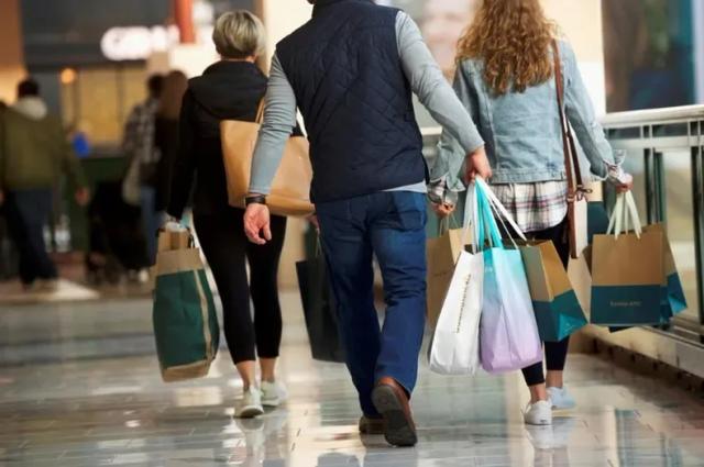 El consumo privado volvió a caer en julio y acumula señales de debilidad