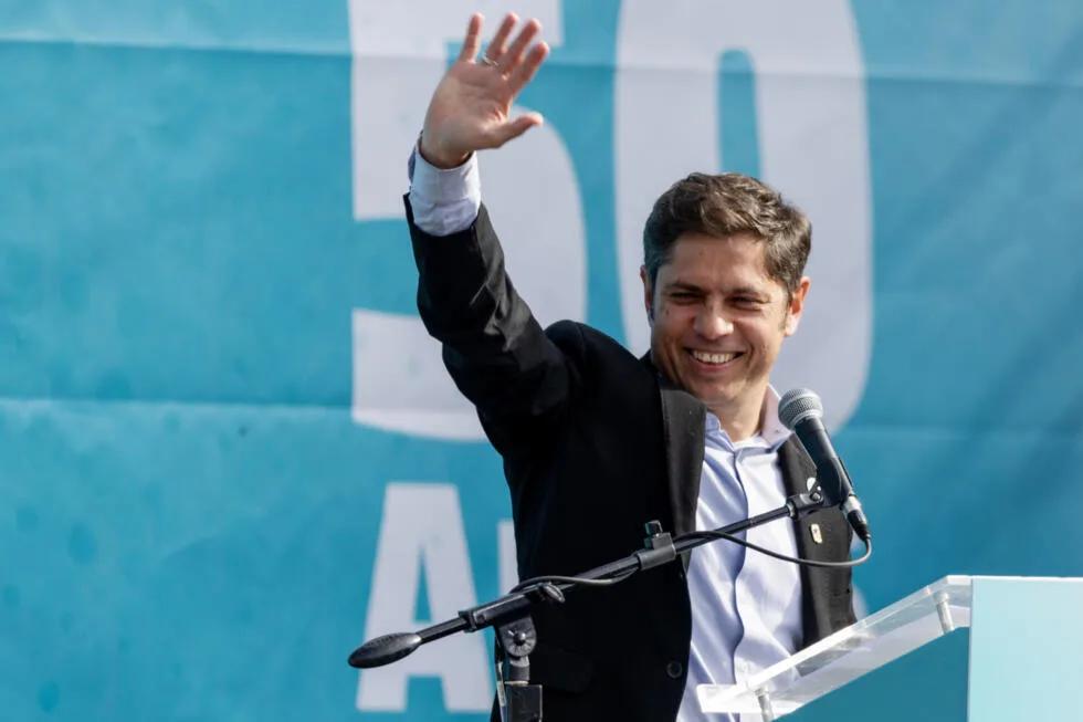 Kicillof sigue de recorrida y este miércoles desembarca en el Chaco