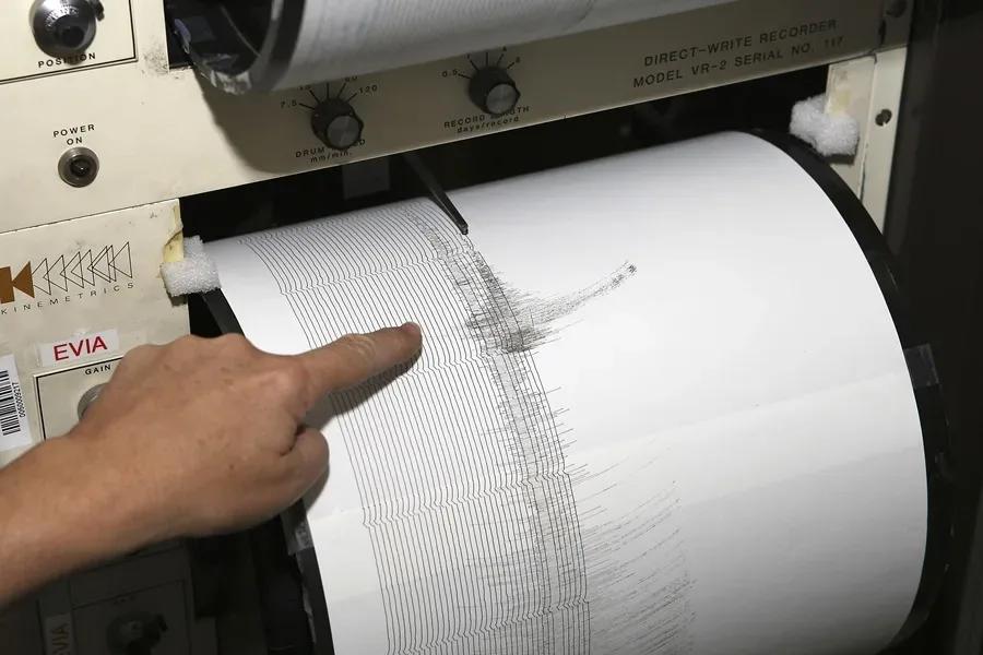 Un sismo de 5,2 sacudió Granada y dejó daños en viviendas y fachadas