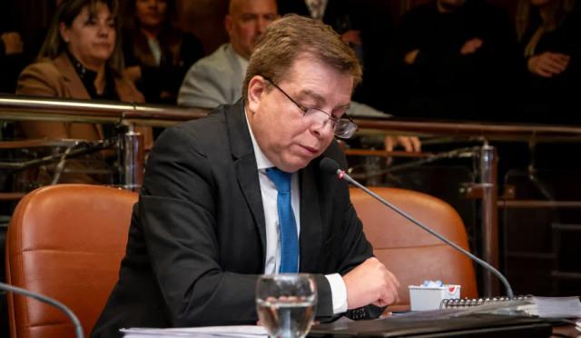 Miguel Vega explicó por qué votó a favor del acuerdo con Vicuña: “Mi voto obedecía a que se pudiera concretar la Ruta 40”