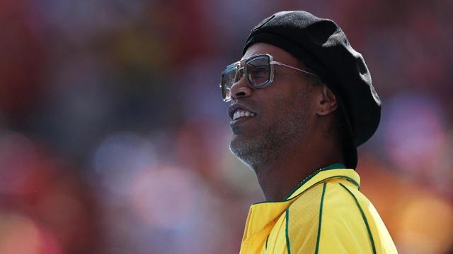 Ronaldinho se suma al Ravenna FC y vuelve al fútbol profesional