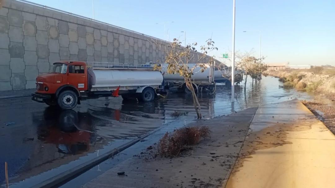 Chimbas limpia anegamientos en la Ruta 40 y busca normalizar el tránsito
