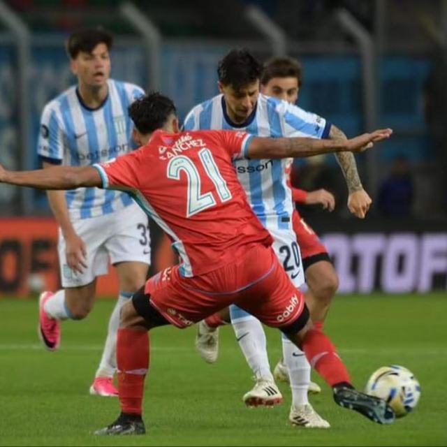 Racing venció 1-0 a Belgrano y clasificó a cuartos de final de la Copa Argentina