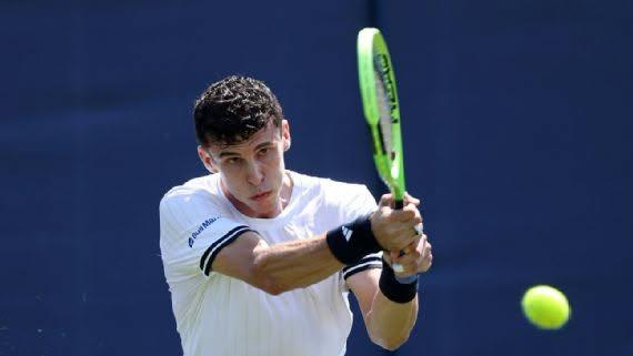 Cerúndolo se metió entre los ocho mejores en Eastbourne