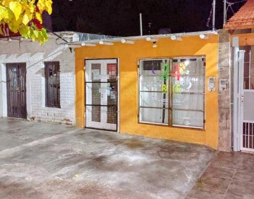 Cayeron cuatro hombres y clausuraron un 24 horas en pleno centro de 25 de Mayo