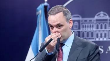 Adorni quedó bajo la lupa por supuestas omisiones en su declaración jurada