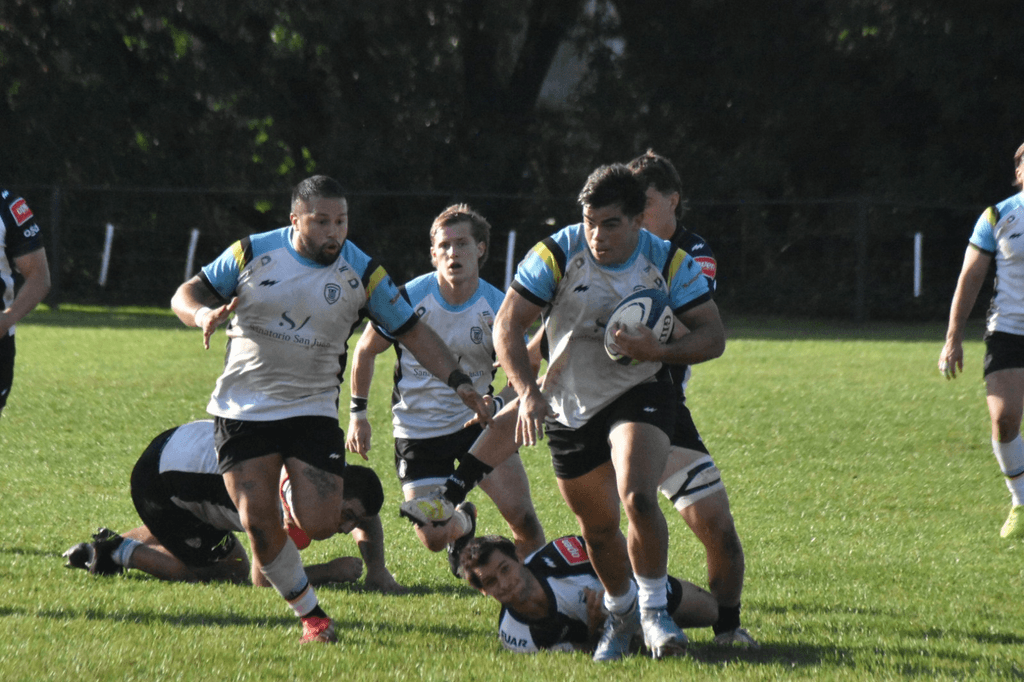 Universitario enfrenta en Mendoza un duelo clave ante Liceo por el Top 8 Oro