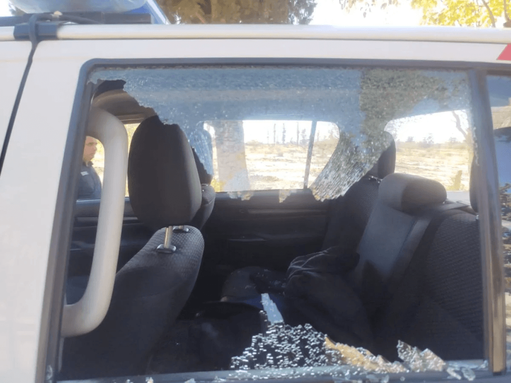 Ataque a policías y destrozos en el Nazario Benavídez tras el robo de un handy