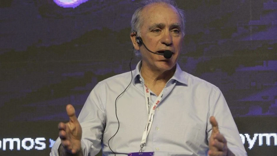 Brubank apuesta fuerte con una tarjeta pensada para quienes arrancán de cero