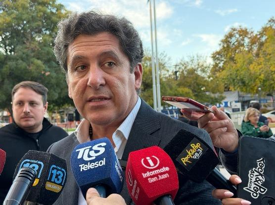 Orrego encabezó una nueva entrega de certificados del programa Aprender, Trabajar y Producir