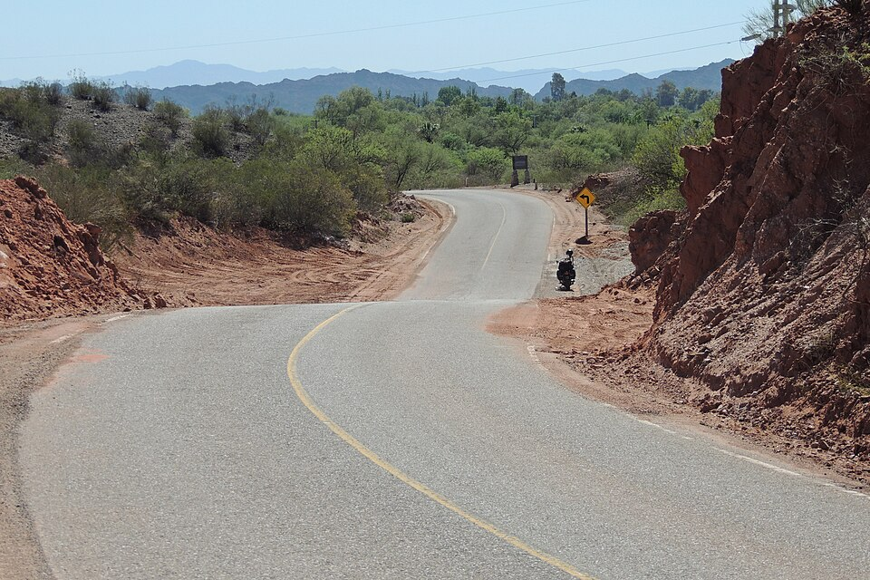 Vialidad Nacional mantiene habilitadas las rutas de San Juan y refuerza el pedido de precaución