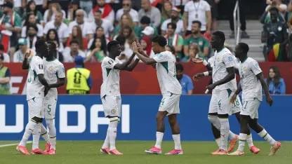 Senegal quedó a la espera tras una amplia victoria sobre Irak