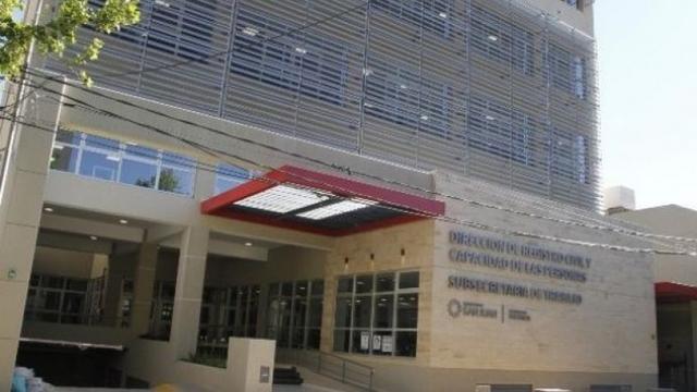 Habilitan nuevas alternativas para abonar DNI y Pasaporte en delegaciones provinciales
