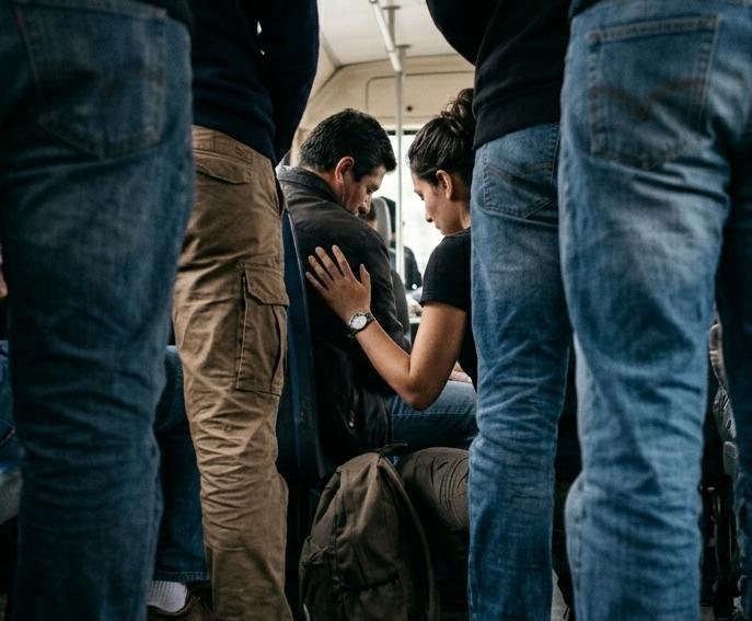 Una médica sanjuanina evitó un mal mayor cuando un pasajero se descompensó en la línea 242