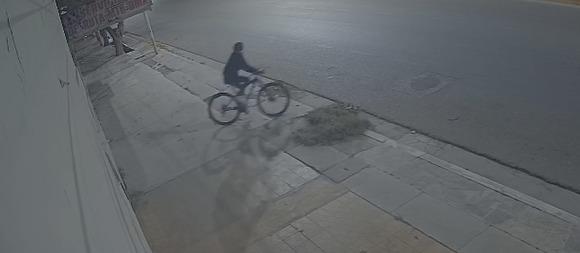 Rompieron la vidriera y vaciaron una bicicletería en Rawson