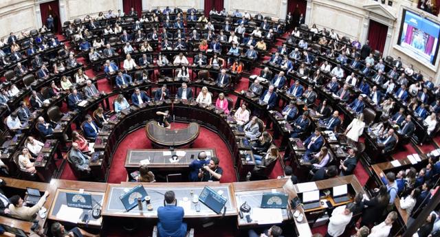 Diputados adelantó una sesión clave para frenar el temario opositor