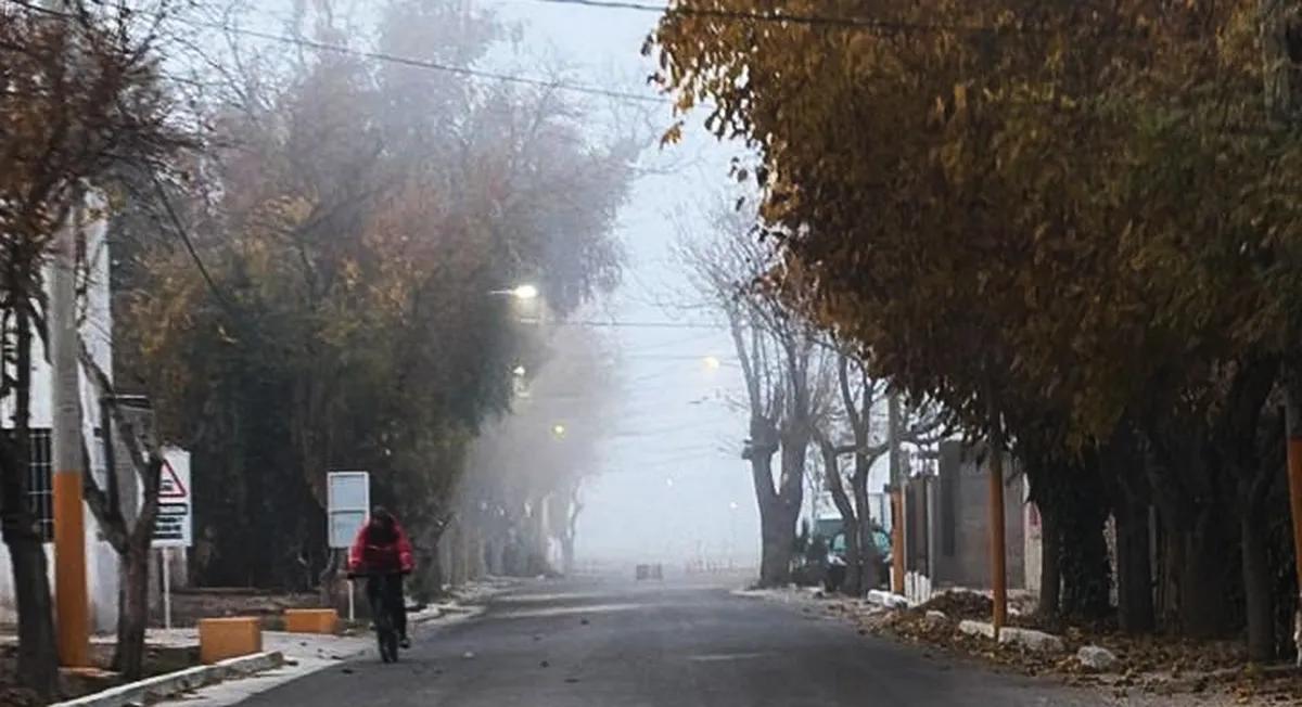 San Juan arranca con neblina y una mañana bien helada
